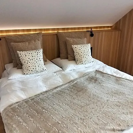 Lägenhetshotell 833 Npm 4*