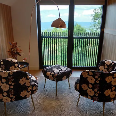 833 Npm Lägenhetshotell 4*
